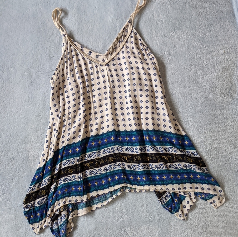 Chloe K. V-Neck Breaded Strap Flowy Tank Blue Split Hem Lagenlook Women's Medium